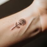 How to Choose Tiny Rose Tattoos That Look Feminine